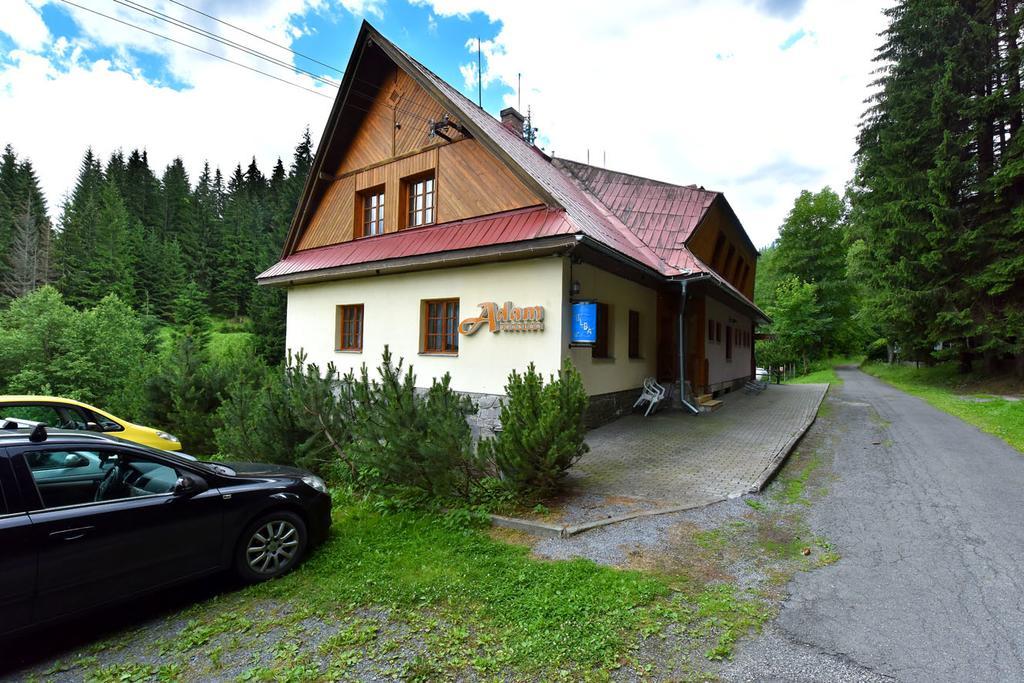 Penzion Adam Adamov  Luaran gambar